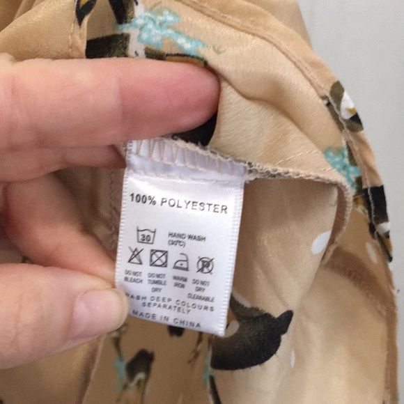 ❤️ LAST CALL Host pick COUCOU deer print top M - Picture 4 of 7